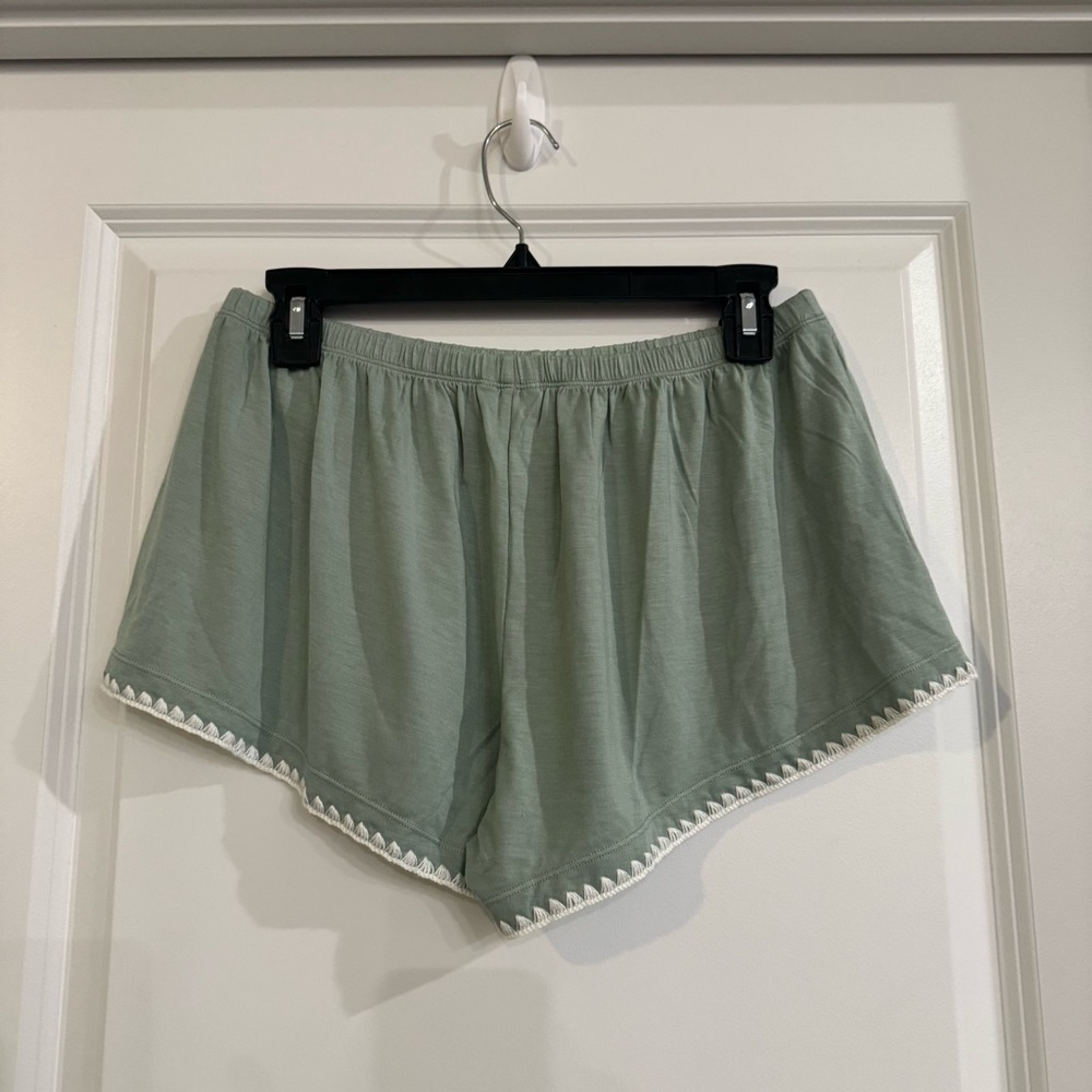Eberjey Frida Tencel Modal Whipstitch Shortie PJ Pajamas in Eucalyptus Ivory - Picture 8 of 9